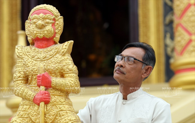 The craftsman who preserves the soul of Khmer Pagodas